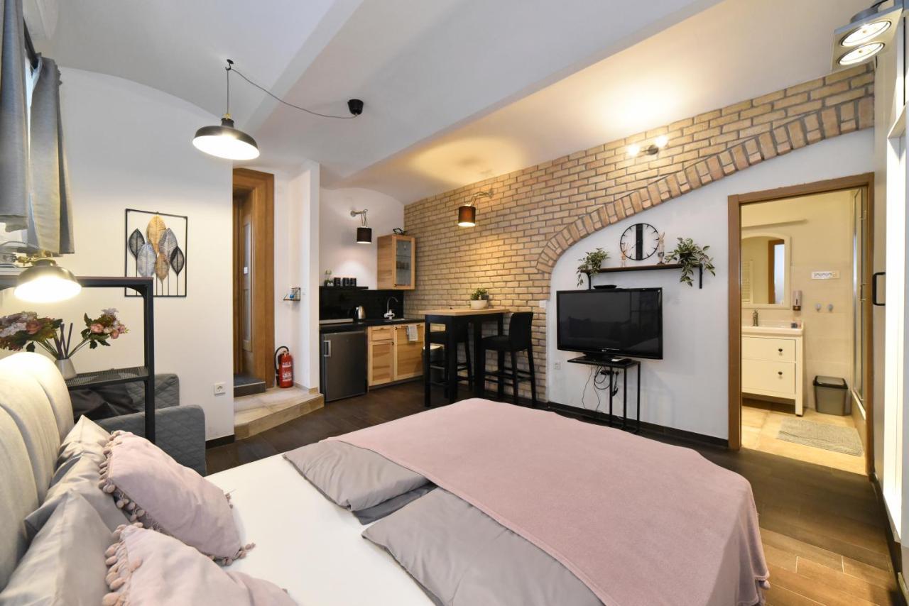 Manuela Varsavska Studio Apartments زغرب المظهر الخارجي الصورة